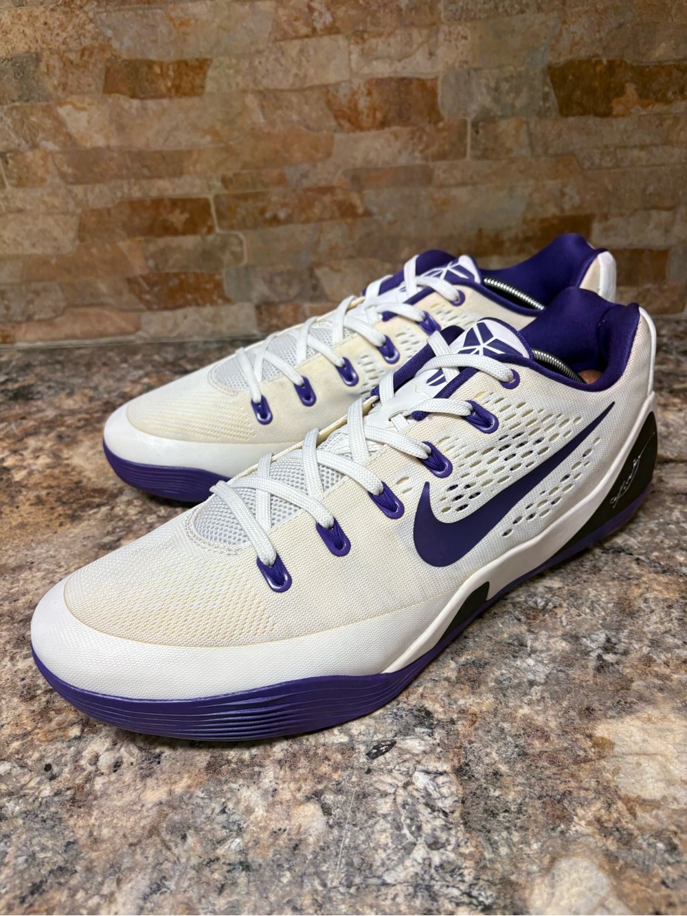 Nike Kobe 9 EM TB White Court Purple Size 14